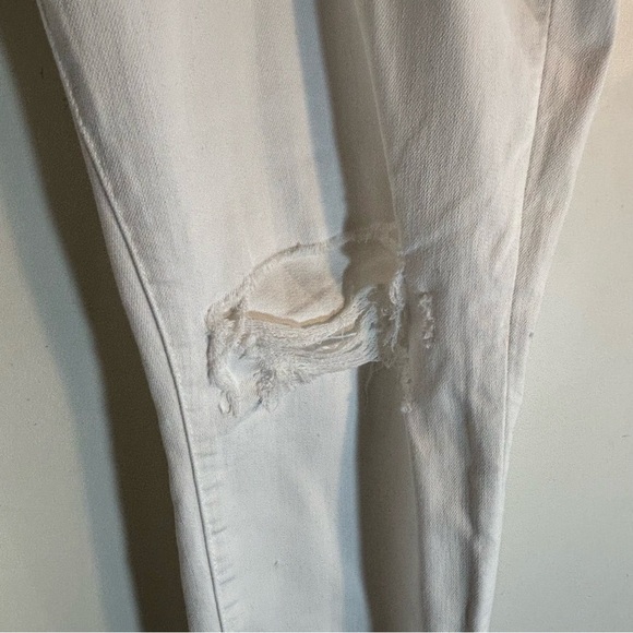 AMERICAN EAGLE Sz 14 Sz 14L Jeans Distressed High Rise Skinny in White - Picture 3 of 12